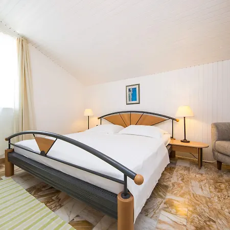 J&j 3* Zaton (Dubrovnik-Neretva)