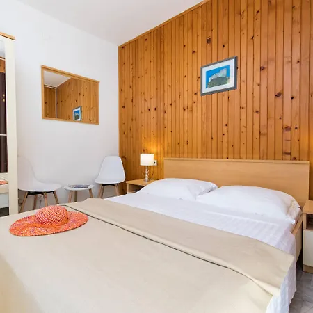 J&j Zaton (Dubrovnik-Neretva)